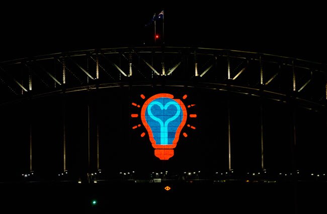 दुनिया ने कुछ यूं मनाया नए साल 2015 का जश्न..