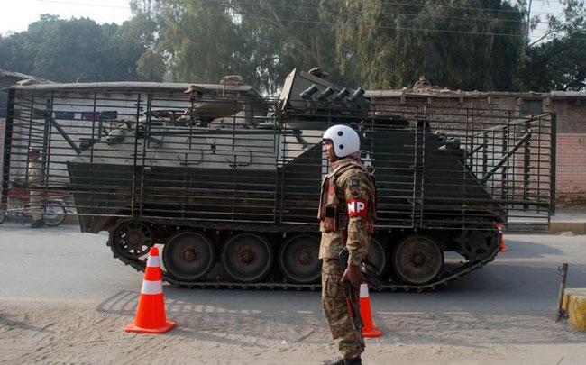 तस्वीरों में देखें: पेशावर के आर्मी स्कूल में आतंकी हमला