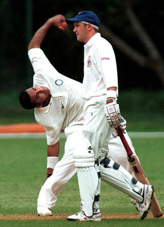 अजीबो गरीब बैटिंग और बॉलिंग स्टाइल वाले क्रिकेटर