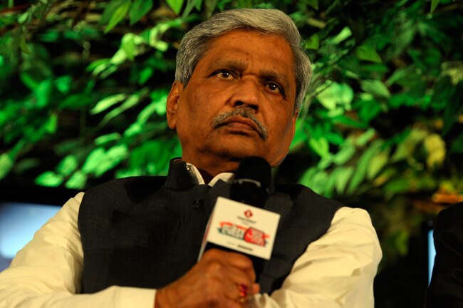 कुछ विदेशी संस्था भारत में धर्म परिवर्तन करवा रही हैं:   सुधीद्र कुलकर्णी