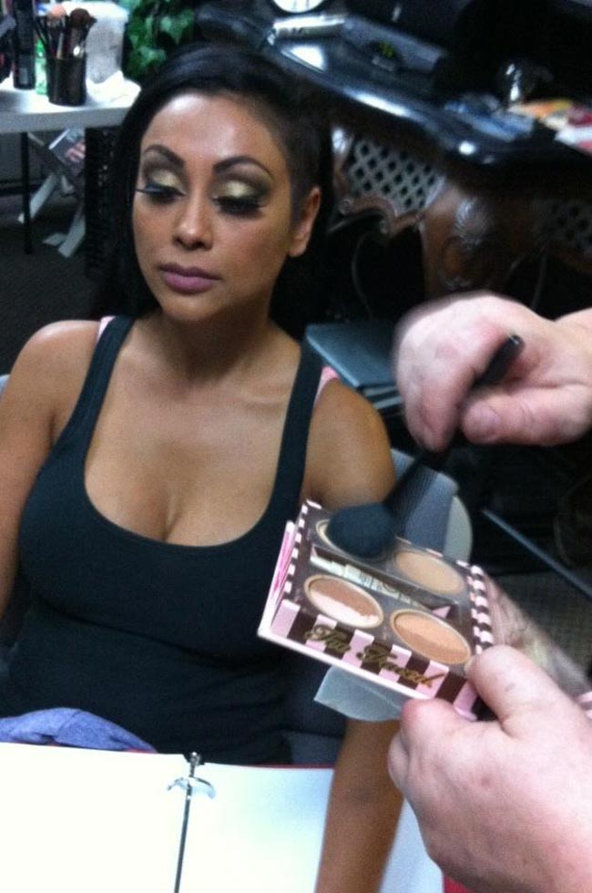 इंडियन पॉर्न इंडस्ट्री की स्टार प्रिया राय Happy Birthday