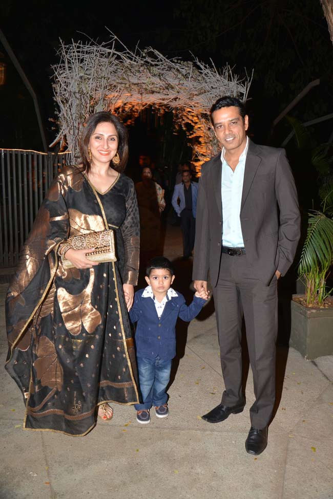 पूर्बी जोशी के हाथ हुए पीले, ये हैं शादी की अनदेखी तस्वीरें