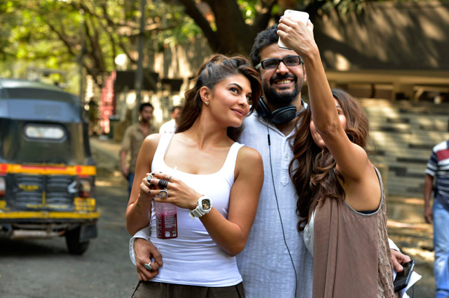 रॉय के सेट पर जैकलीन फर्नांडिस ने की जमकर मस्ती