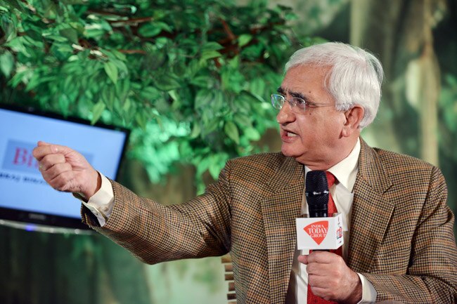 क्या हमारे मनमोहन सिंह आपके PM नहीं थे?