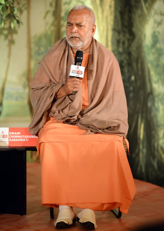 धर्म से ज्यादा बेहतर देश को कोई नहीं जोड़ सकता