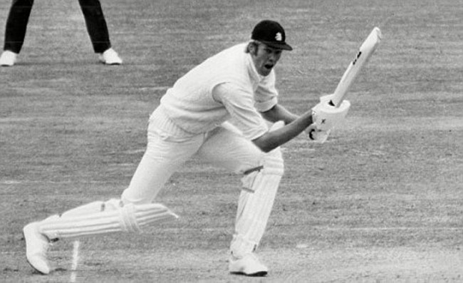 अजीबो गरीब बैटिंग और बॉलिंग स्टाइल वाले क्रिकेटर