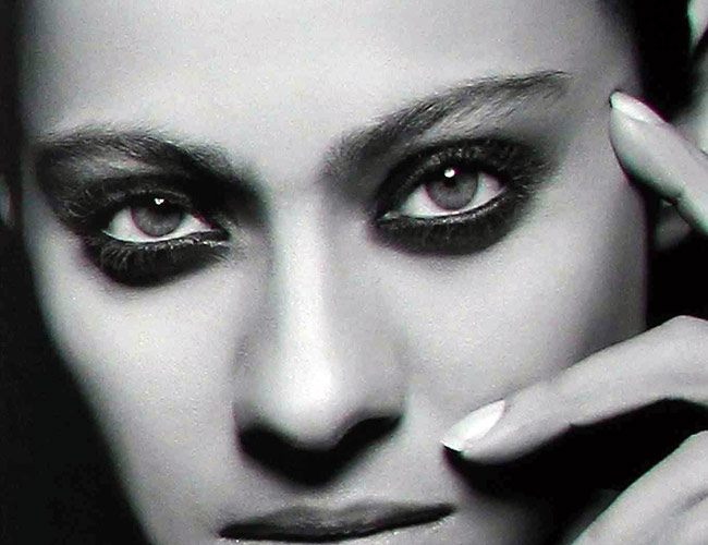 डब्बू रत्नानी के कैलेंडर शूट के लिए टॉपलेस हुईं श्रद्धा कपूर