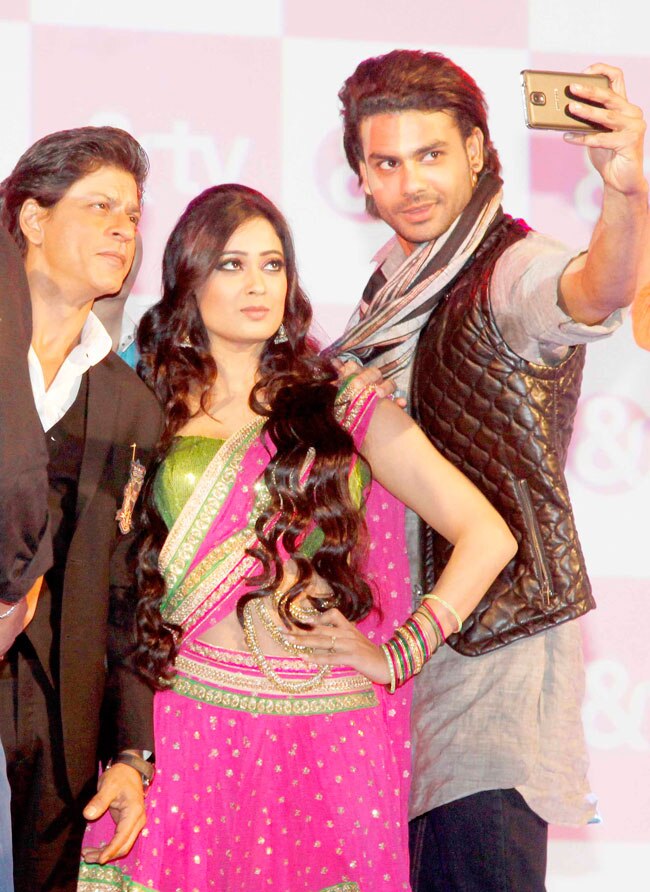 &TV के गेम शो के होस्ट बने शाहरुख खान