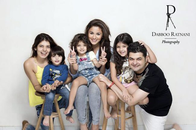 डब्बू रत्नानी के कैलेंडर शूट के लिए टॉपलेस हुईं श्रद्धा कपूर