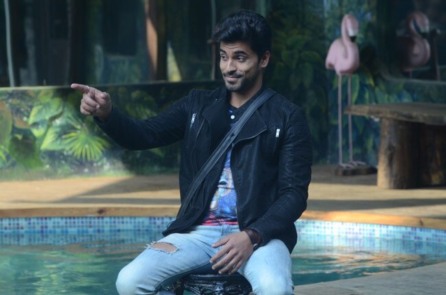 Bigg Boss: एजाज खान ह‍िंसक बर्ताव के लिए होंगे घर से ब‍ाहर