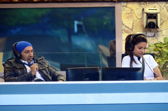 Bigg Boss8: राहुल को रास नहीं आ रही डिंपी और अली की दोस्‍ती