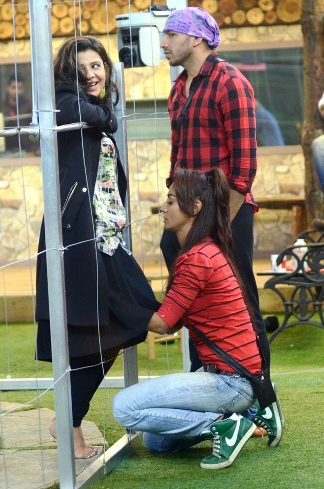 Bigg Boss: टॉर्चर केज टास्क में मिलेंगे 25 लाख