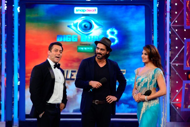 'बिग बॉस' के सेट पर आखिरी दिन सलमान खान की मस्ती