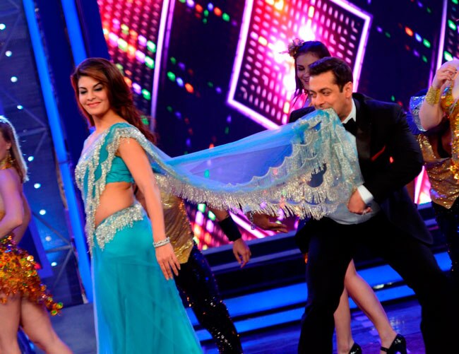 'बिग बॉस' के सेट पर आखिरी दिन सलमान खान की मस्ती