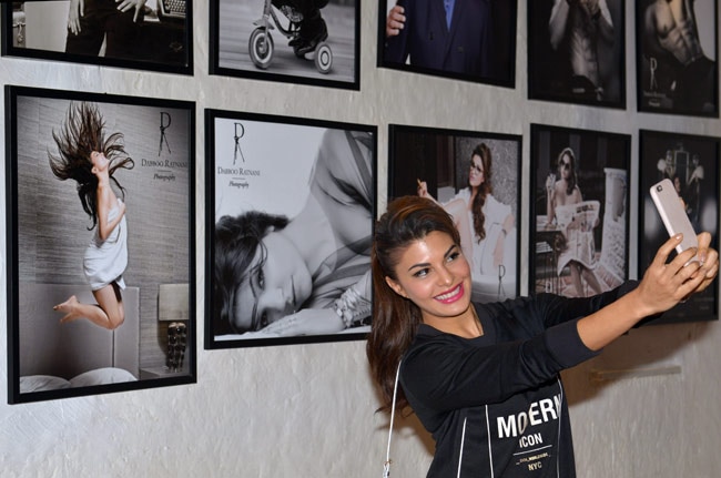 डब्बू रत्नानी के कैलेंडर लॉन्च पर उमड़ा बॉलीवुड