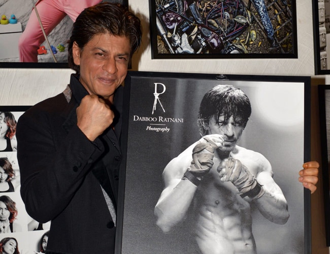 डब्बू रत्नानी के कैलेंडर लॉन्च पर उमड़ा बॉलीवुड