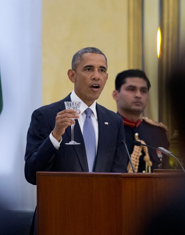 डिनर पार्टी में कढ़ी-पकौड़ा और 'मोदी कुर्ता' के कायल हुए ओबामा...