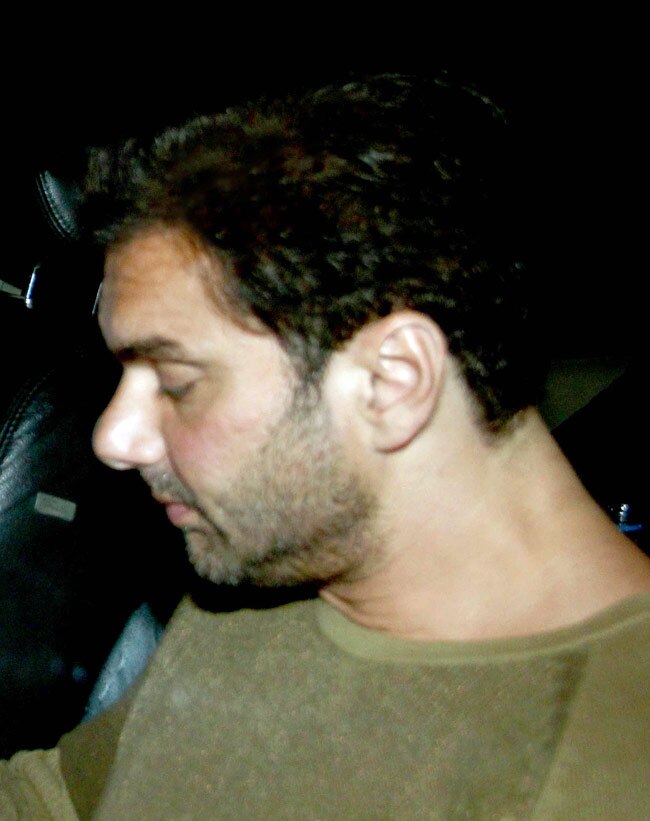 'डॉली की डोली' की स्क्रीनिंग पर पहुंचे बॉलीवुड सितारे