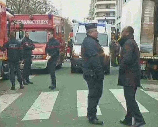 कुछ ऐसे हुआ पेरिस में आतंकी हमला