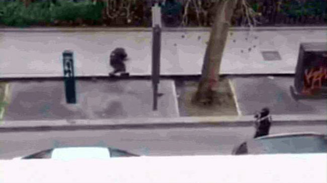 कुछ ऐसे हुआ पेरिस में आतंकी हमला