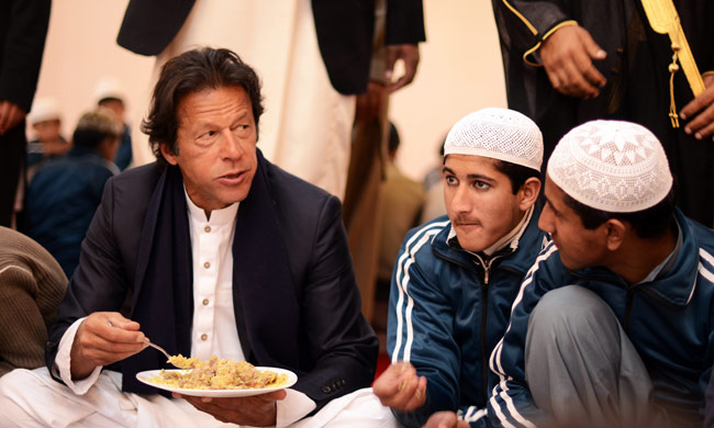 इमरान खान और रेहम की शादी की आधिकारिक तस्वीरें