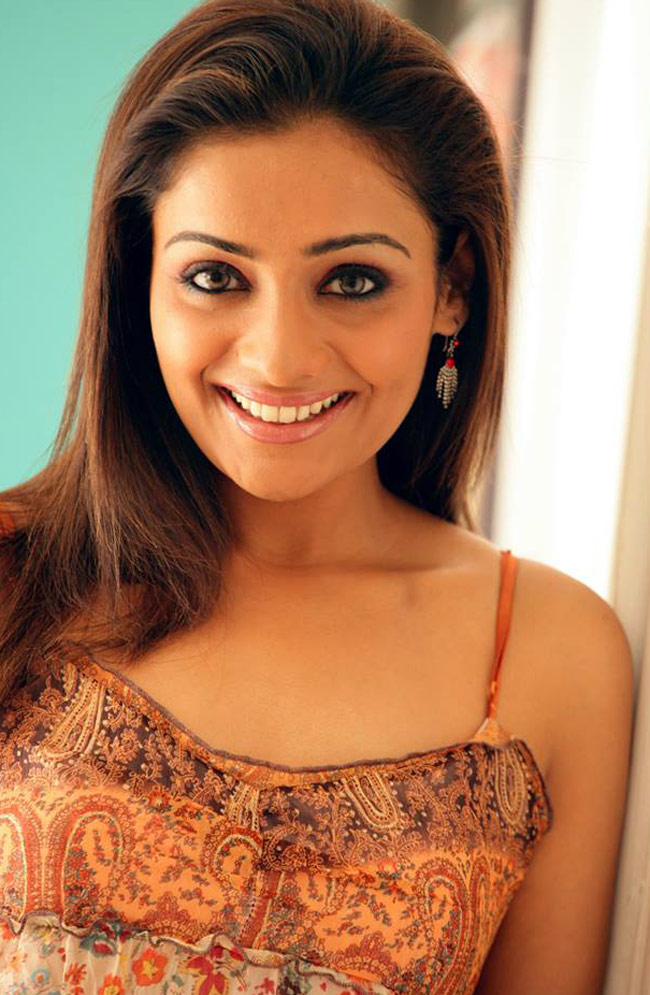 एक्‍ट्रेस मीरा वासुदेवन Happy birthday