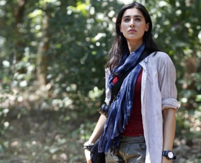 इन 20 फिल्मी पत्रकारों में कौन है आपका चहेता?