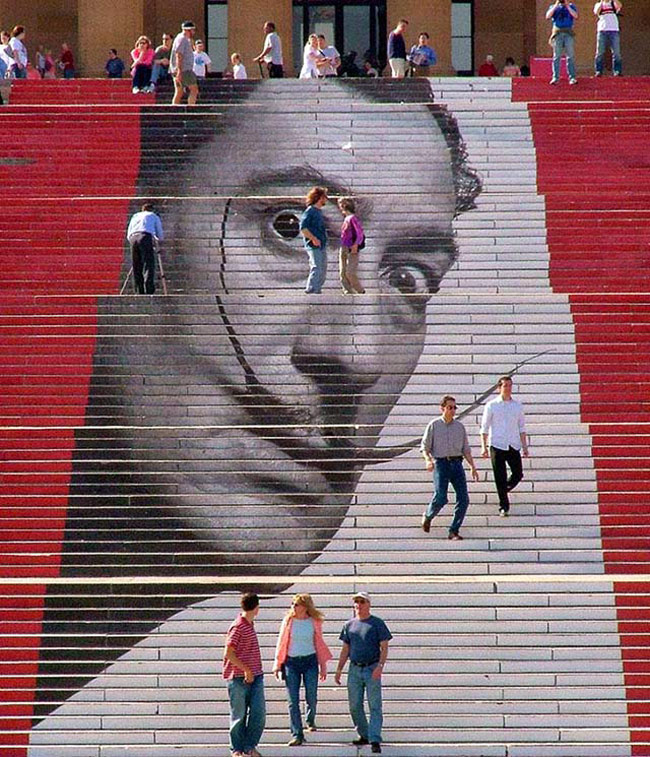 सेहत सुधार देंगी... ये खूबसूरत सीढ़ियां