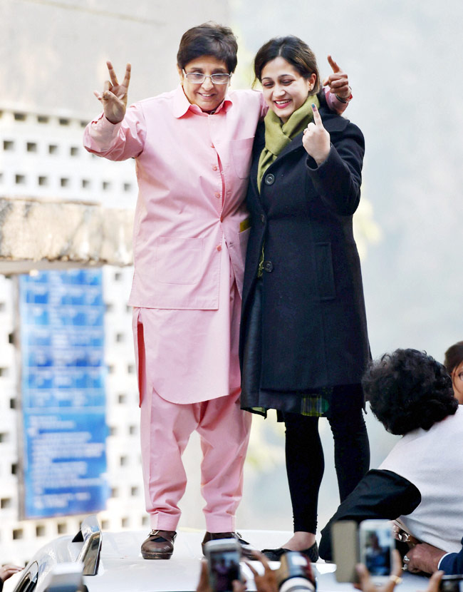 दिल्ली में दिग्गजों ने भी डाला वोट