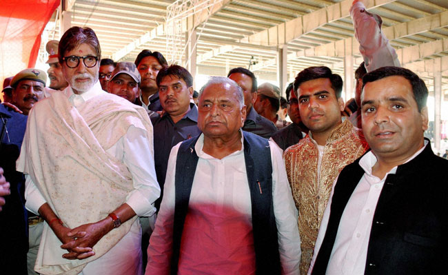 जब सैफई में लालू और मुलायम ने किया मोदी का वेलकम...