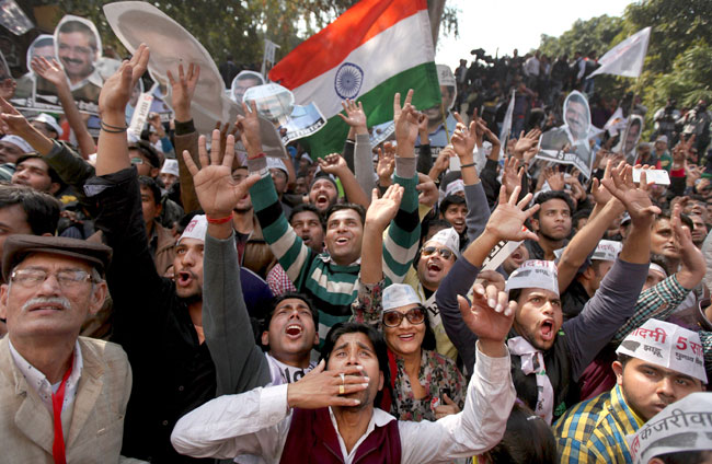 कमाल के केजरीवाल! 5 साल AAP की सरकार