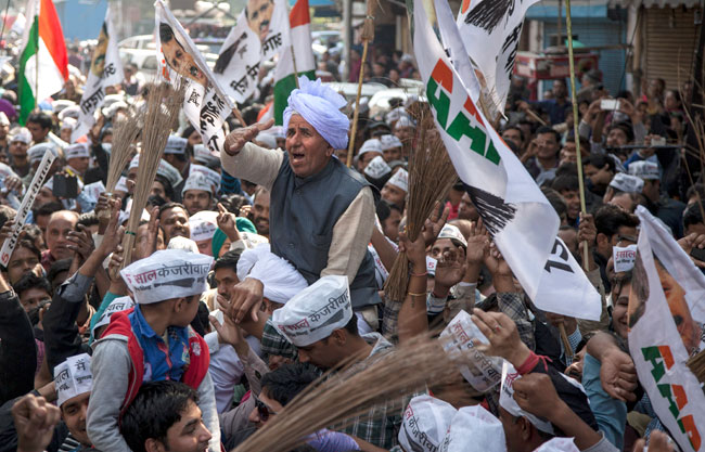 कमाल के केजरीवाल! 5 साल AAP की सरकार