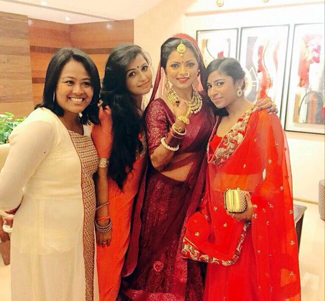 टीवी एक्ट्रेस द्रष्टि बनी दुल्हन, देखें शादी की तस्वीरें