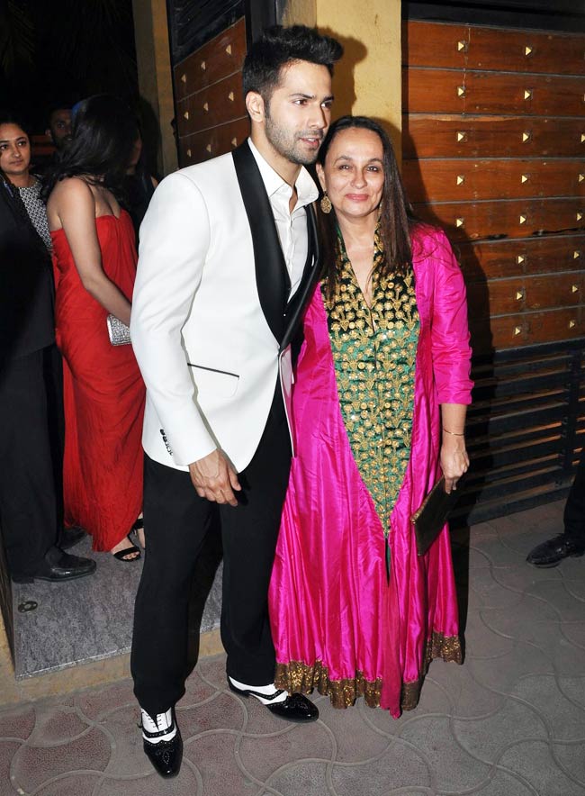 फिल्मफेयर अवॉर्ड: 'ब्लैक लेडी'  से ज्यादा इन हसीनाओं ने किया बेचैन