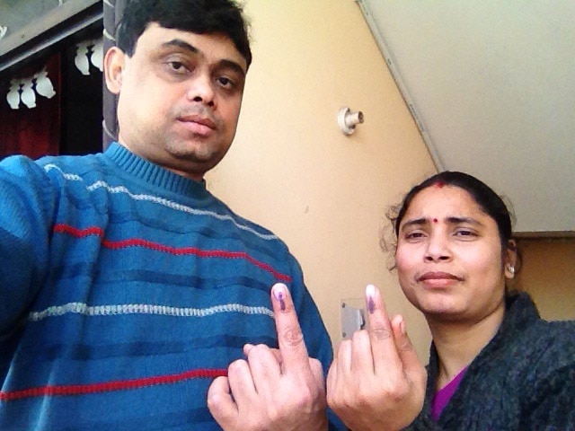 वोट डालकर आपने आजतक को भेजी ये सेल्फी...