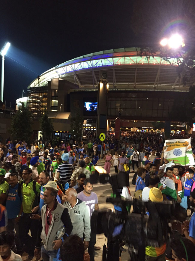 क्रिकेट के सबसे बड़े मुकाबले में जोश ही जोश, देखें तस्वीरें