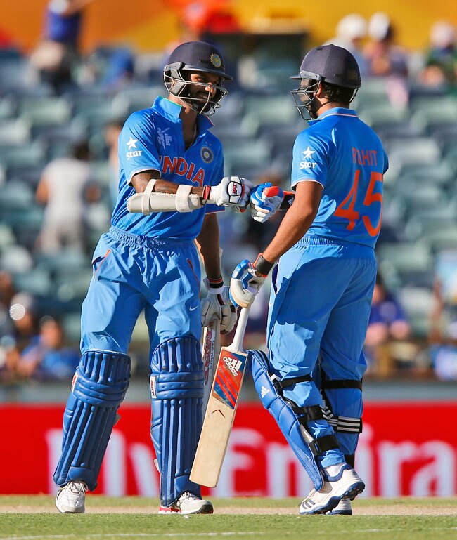 वर्ल्ड कपः टीम इंडिया ने यूएई को 9 विकेट से धोया