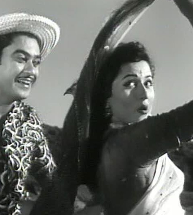 बॉलीवुड का 'रिवर्स लव जेहाद', देखें तस्वीरें