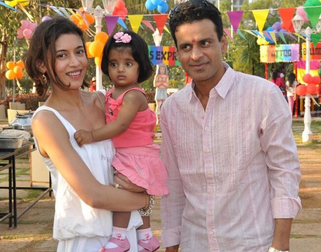 बॉलीवुड का 'रिवर्स लव जेहाद', देखें तस्वीरें