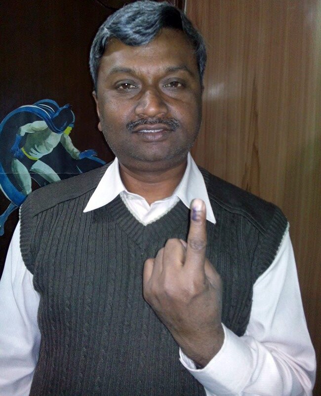 वोट डालकर आपने आजतक को भेजी ये सेल्फी...