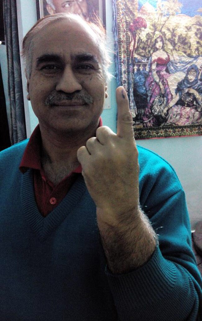 वोट डालकर आपने आजतक को भेजी ये सेल्फी...