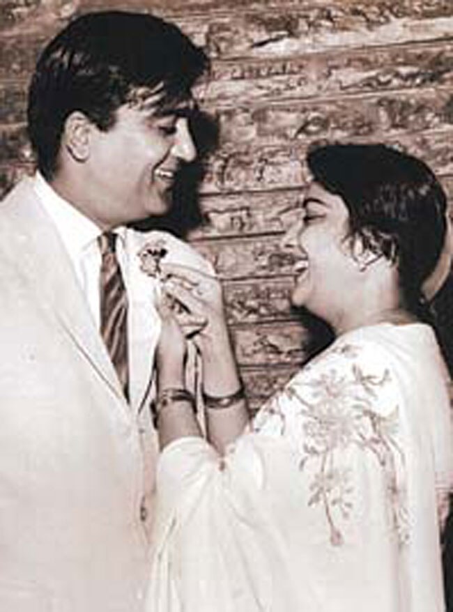 बॉलीवुड का 'रिवर्स लव जेहाद', देखें तस्वीरें