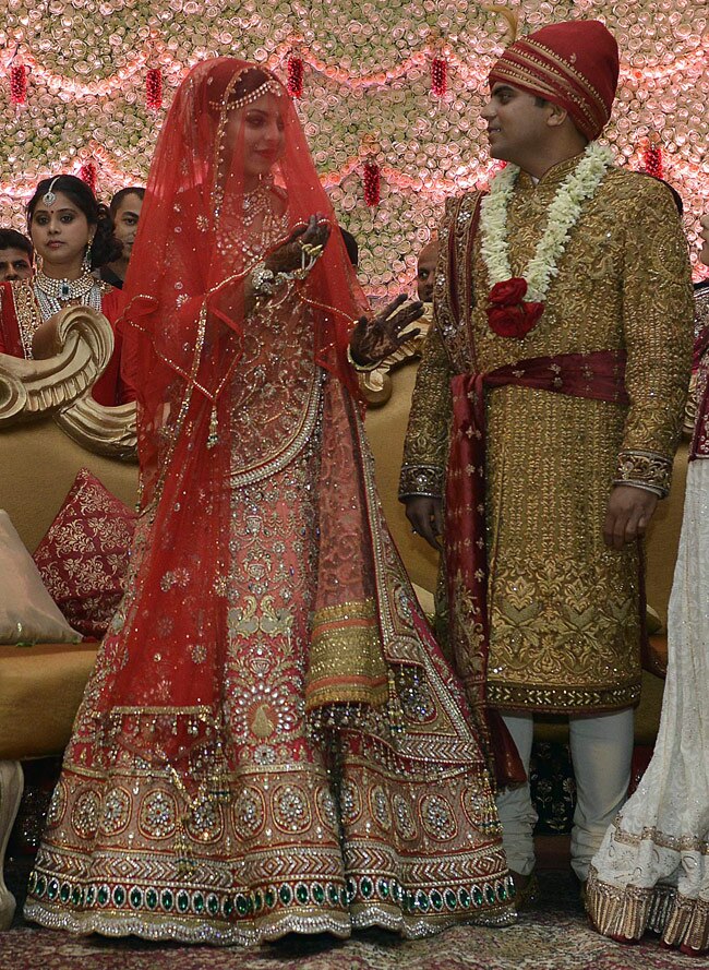 एक दूजे के हुए तेज प्रताप और राजलक्ष्मी