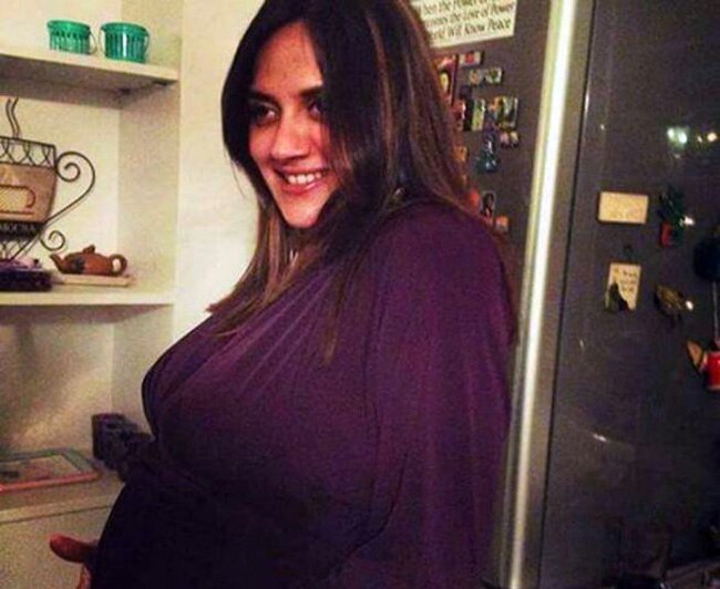 देखें हेमा मालिनी की बेटी अहाना की गोद भराई की तस्वीरें