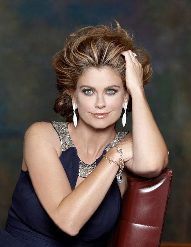 1980 के दशक की सुपरमॉडल कैथी आयरलैंड Happy Birthday