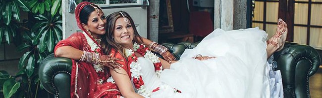 अमेरिका में दुल्हन ने दुल्हन के साथ लिए 7 फेरे