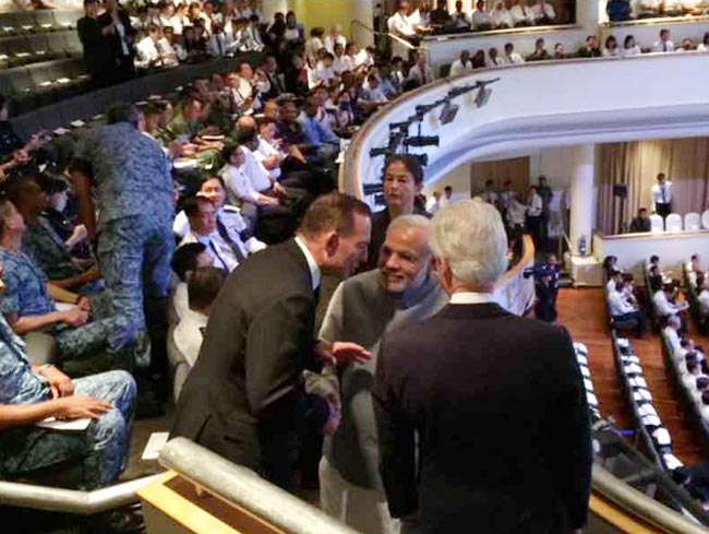 सिंगापुर: ली कुआन यू को दी गई अंतिम विदाई, नरेंद्र मोदी भी हुए शामिल