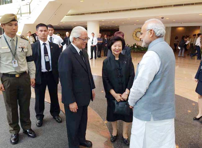 सिंगापुर: ली कुआन यू को दी गई अंतिम विदाई, नरेंद्र मोदी भी हुए शामिल