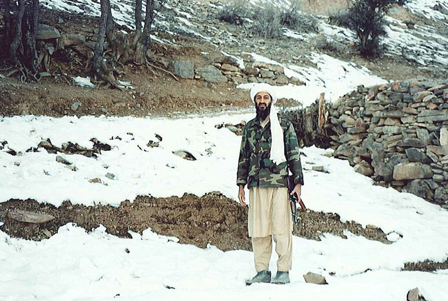 आतंकी ओसामा बिन लादेन की नई तस्वीरें सामने आईं...