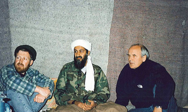 आतंकी ओसामा बिन लादेन की नई तस्वीरें सामने आईं...